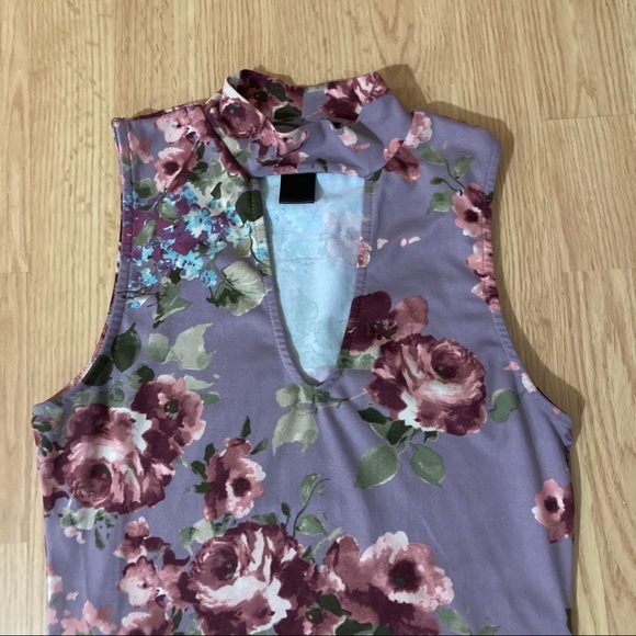 Polly & Esther light purple floral sleeveless top - Picture 3 of 4